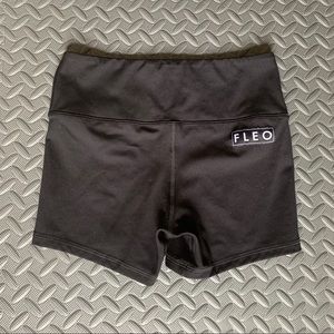 Fleo Black Power High Rise 4” Short
